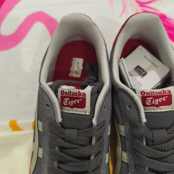 Onitsuka Tiger Unisex Grey Sneakers - Picture 4 of 7